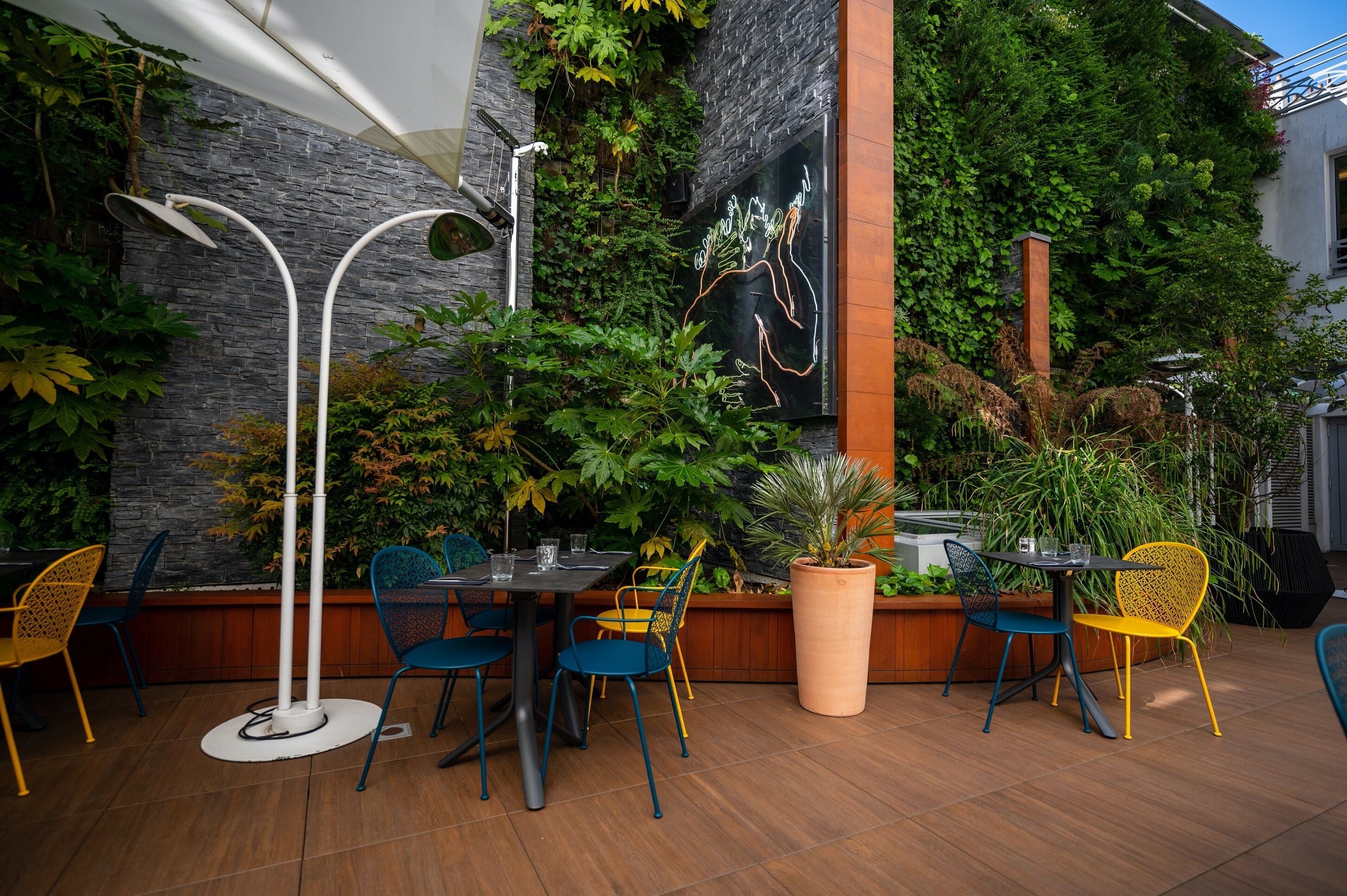 French cuisine, garden views 