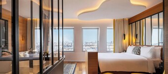 Renaissance Paris Republique Hotel