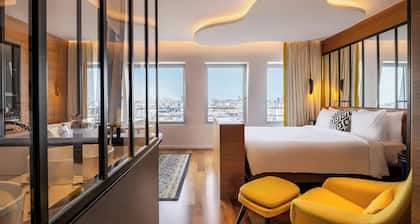 Renaissance Paris Republique Hotel