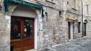Property entrance - Tre Ceri (Gubbio)