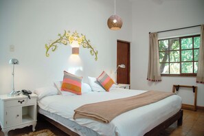 Classic Suite, 1 King Bed | Free WiFi, bed sheets - Andean Wings Valley (Urubamba)