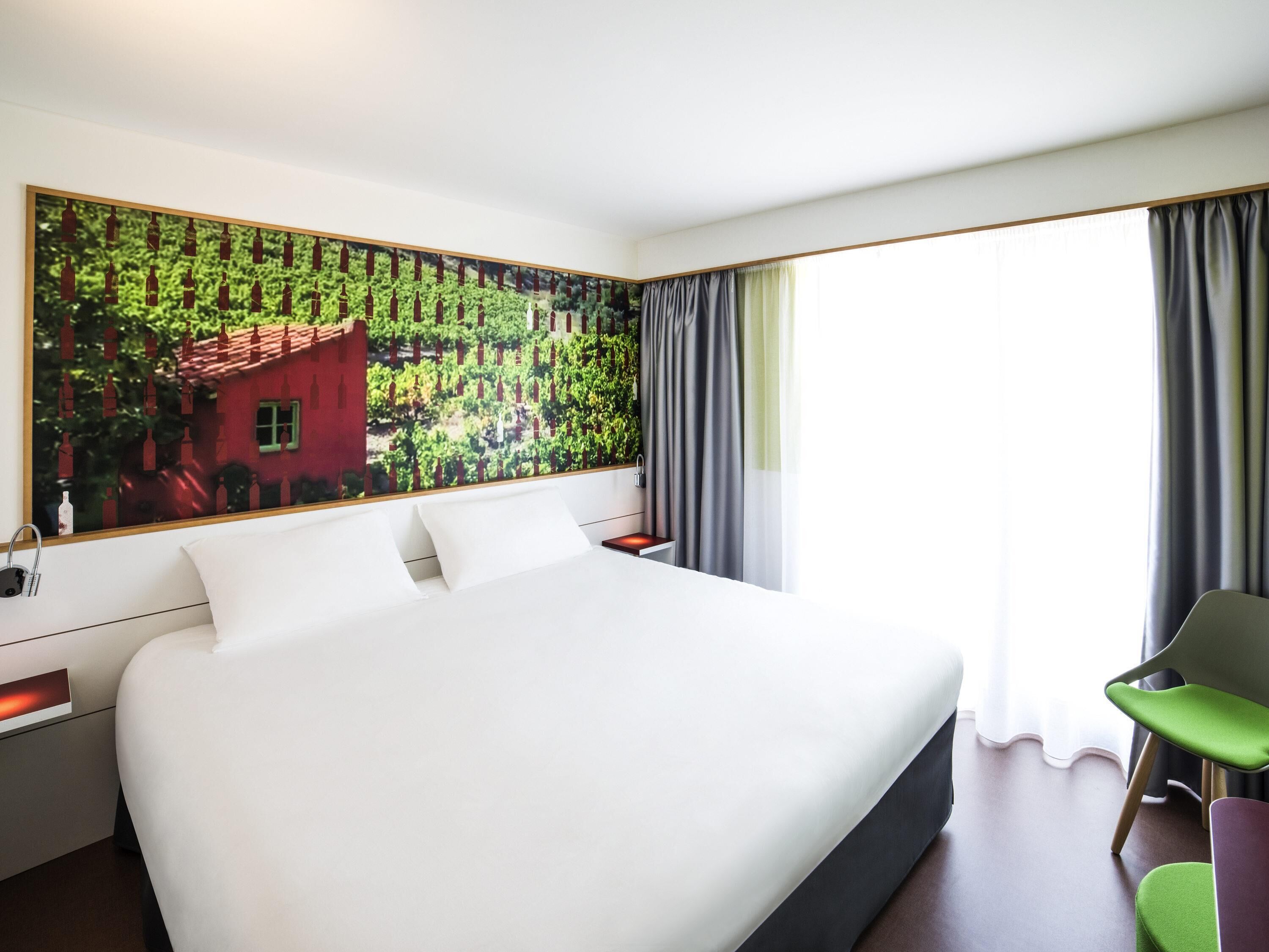 standard room, 1 double bed | pillow-top beds, soundproofing, iron/ironing board, free wifi