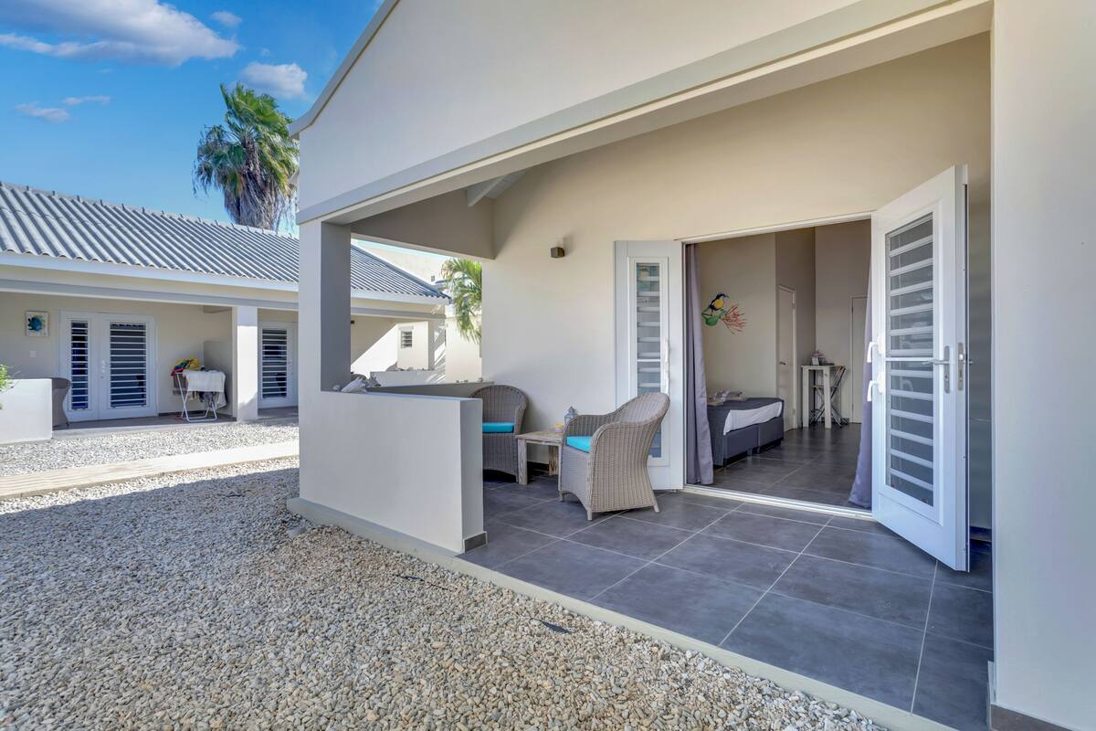 room, 1 king bed | terrace/patio