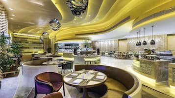 Daily buffet breakfast for a fee