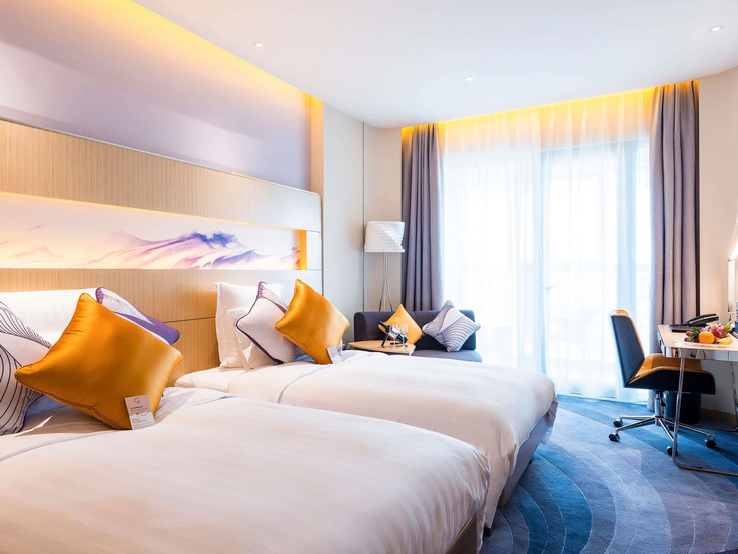 1 bedroom, premium bedding, minibar, in-room safe