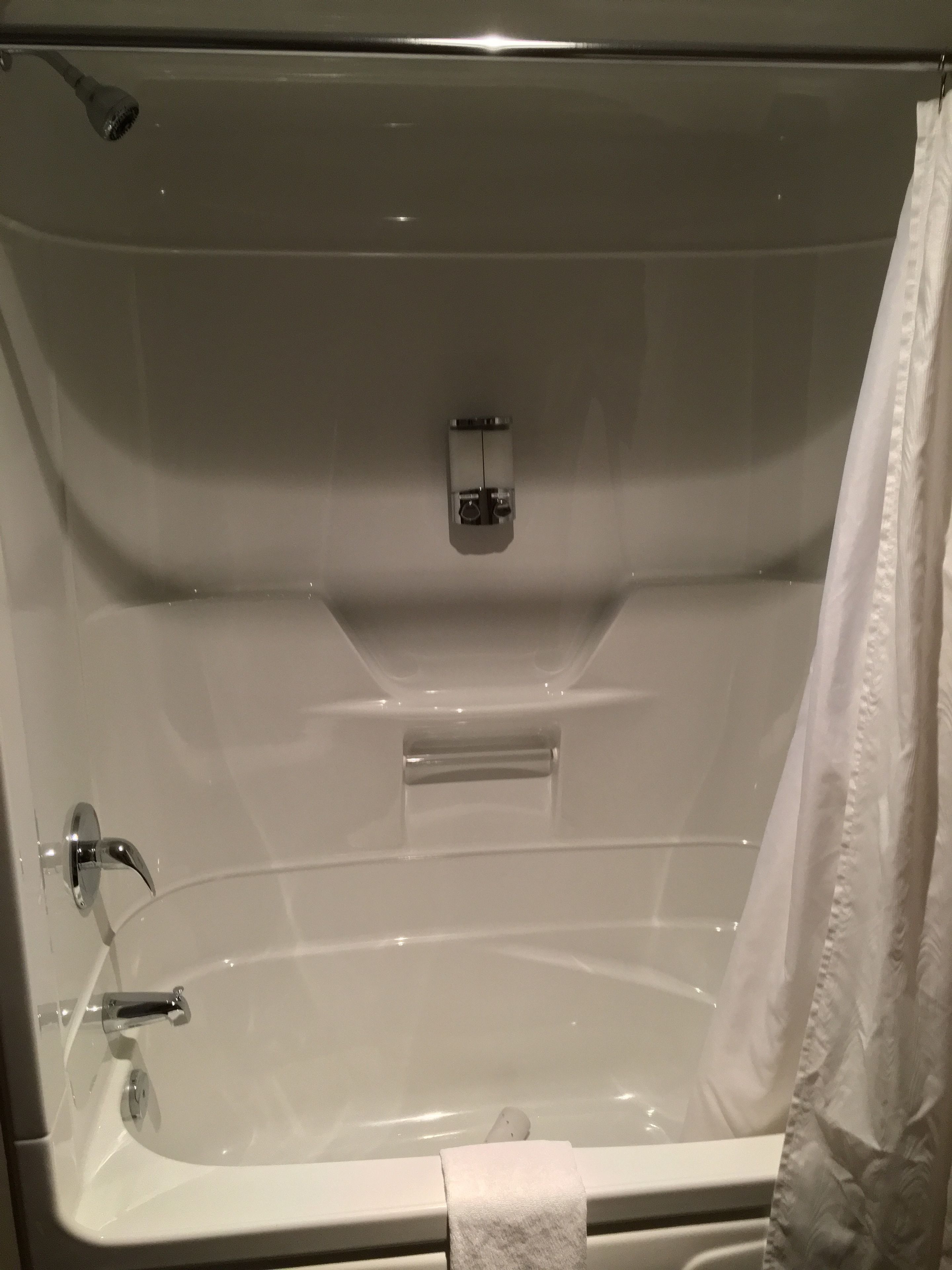 combined shower/bathtub, free toiletries, hair dryer, towels