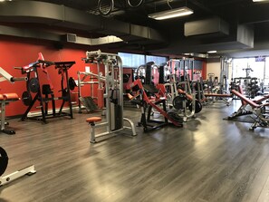 Fitness facility - Hôtel du Fjord (Saguenay)