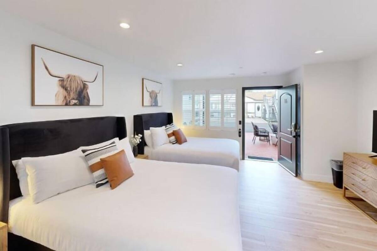 Roupas de cama antialérgicas, cofres nos quartos