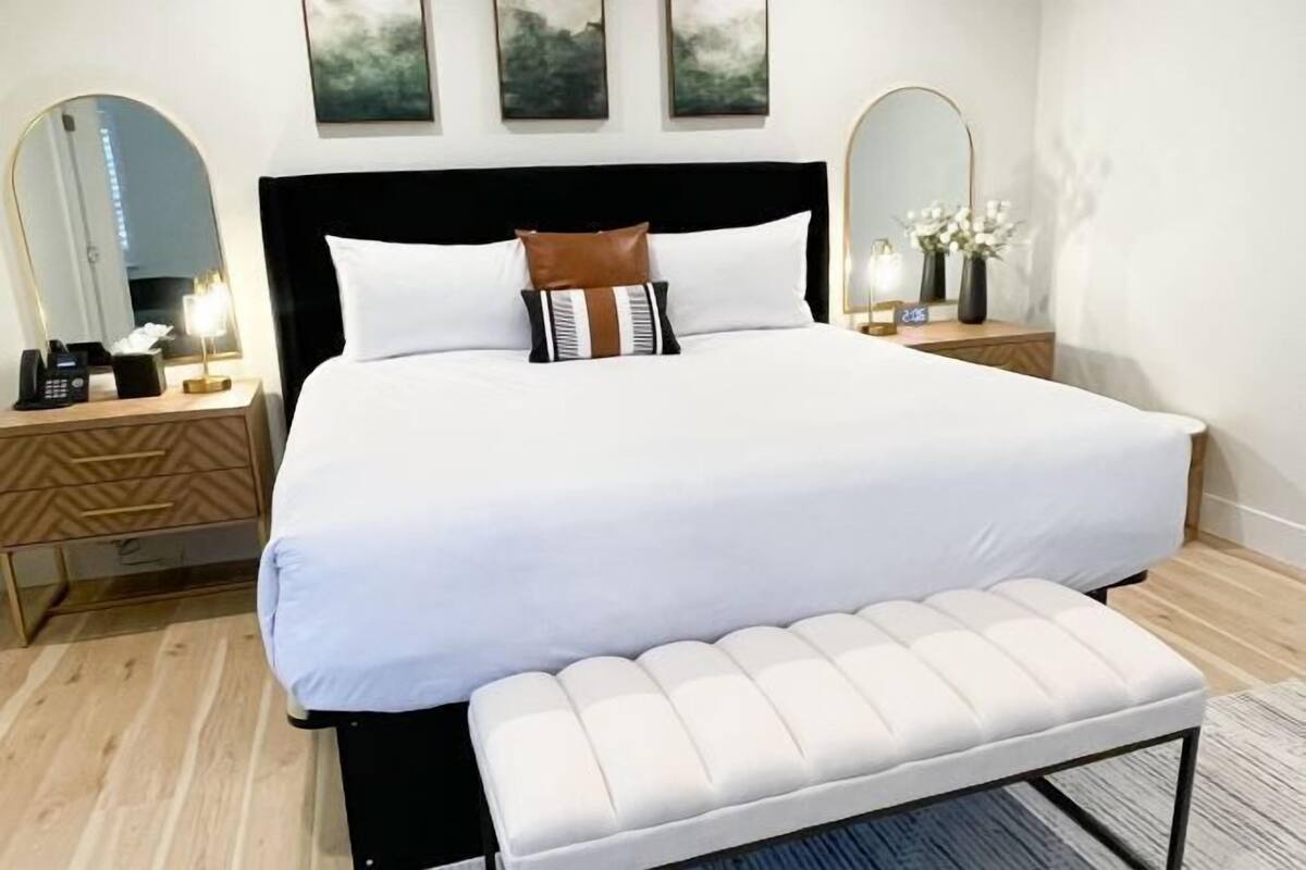 Roupas de cama antialérgicas, cofres nos quartos