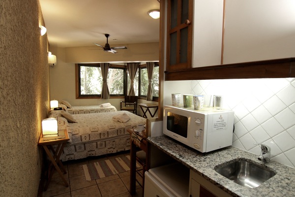 Refrigerador, microondas