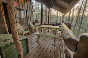 小屋, 1 张特大床 | 1 多间卧室、特色装修、特色家居、熨斗/熨板