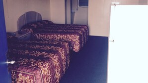 Double Room, 2 Double Beds | Free WiFi - Relax Inn Goldthwaite (Goldthwaite)