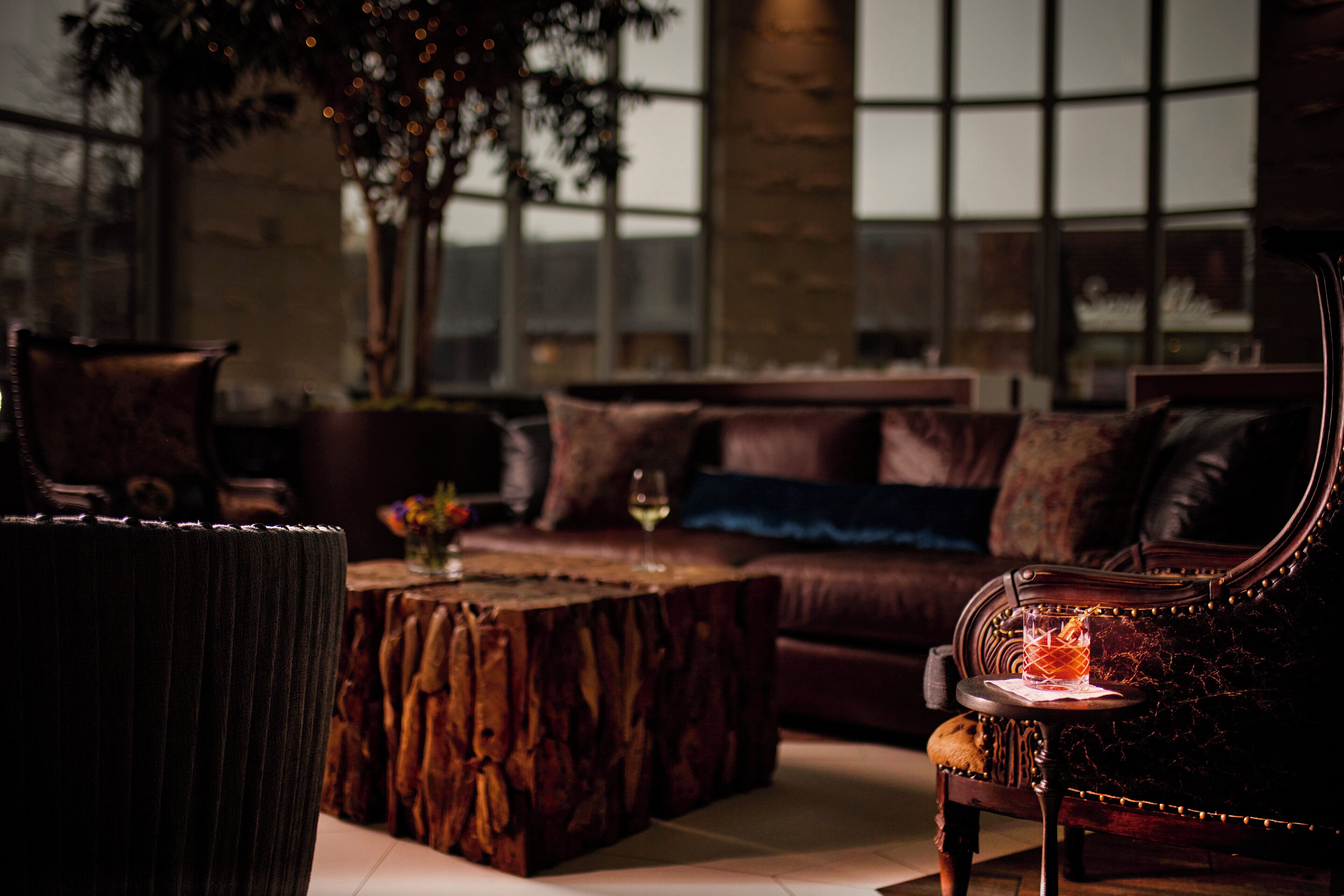 供應早餐、晚餐、早午餐；美國菜