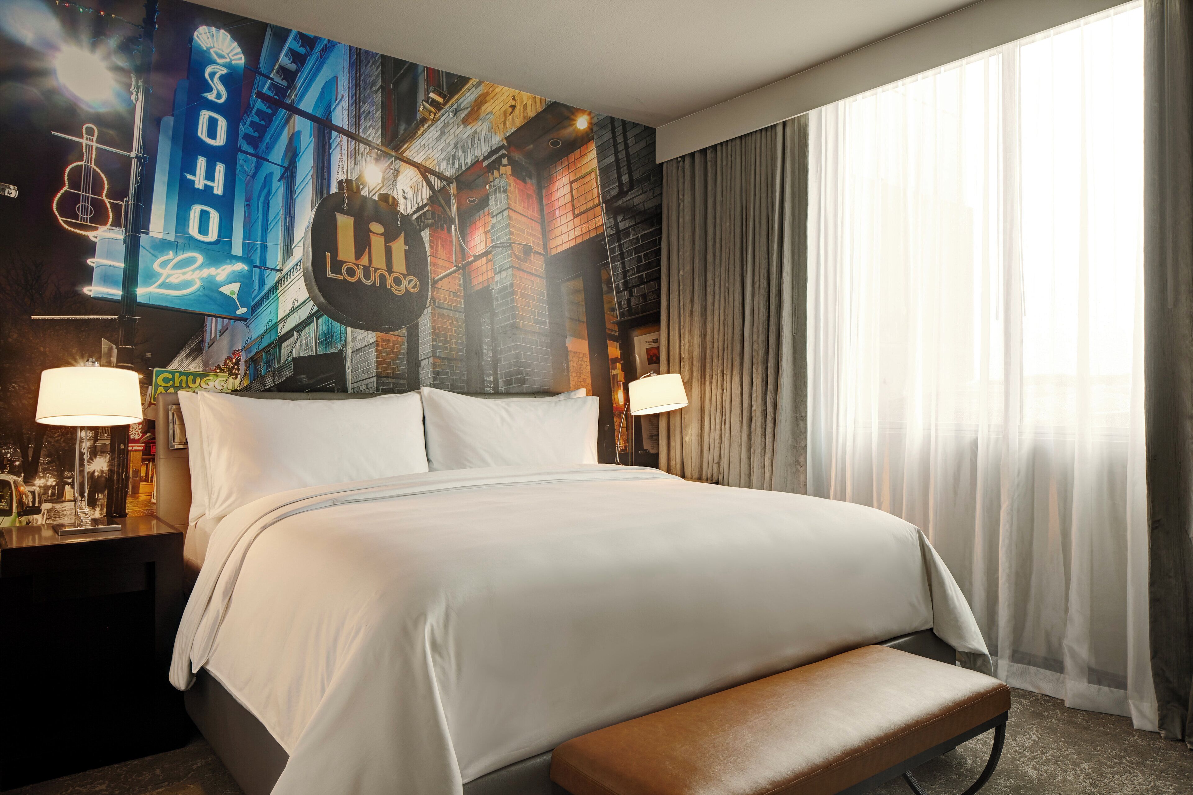 Frette Italian sheets, premium bedding, down comforters, pillowtop beds