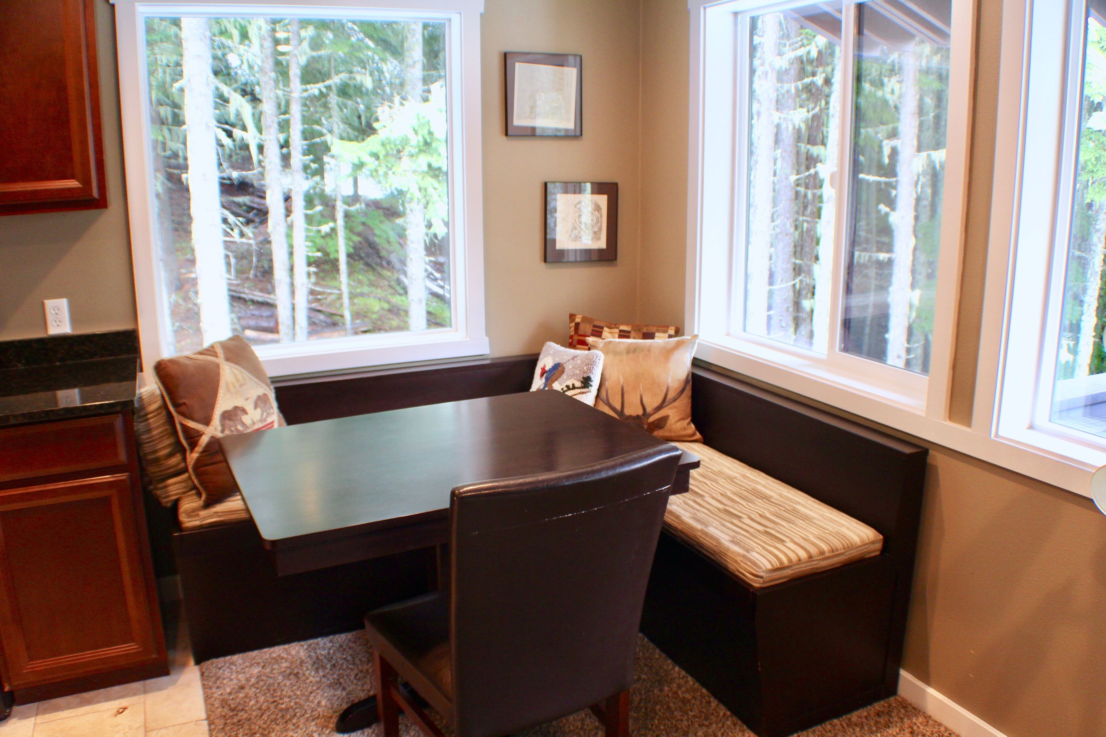 512 Preferred 1 Bedroom Unit | Living area | TV