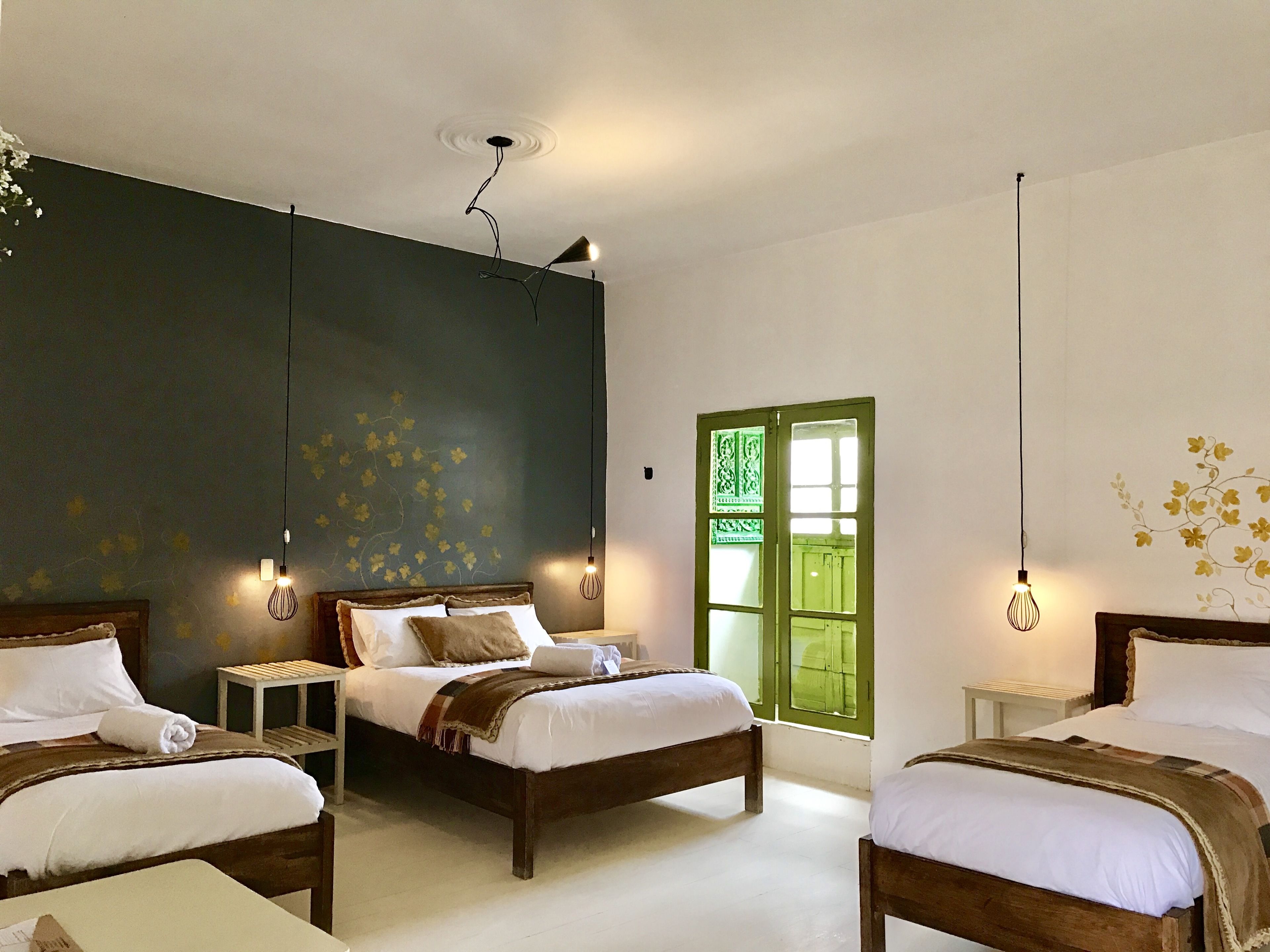 Familienzimmer, eigenes Bad (5 Pax) | Individuell dekoriert, individuell eingerichtet, kostenlose Babybetten