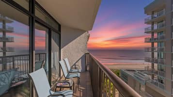 Condo, 2 Bedrooms, Balcony, Ocean View (1012) | Balcony