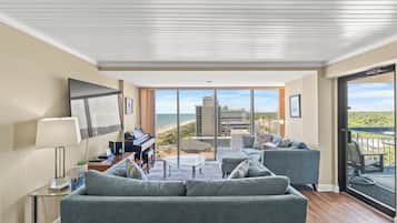 Condo, 3 Bedrooms, Ocean View (1201) | Living area | TV, DVD player