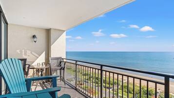 Condo, 1 Bedroom, Balcony, Oceanfront (1713) | Balcony