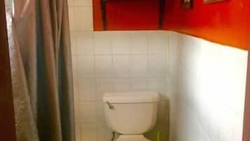 Economy Apartment, 1 Double Bed, Shared Bathroom | Bathroom | Shower