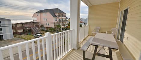 Quang cảnh từ phòng