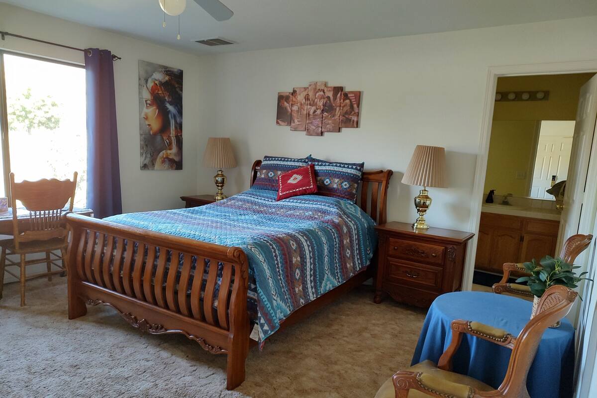 1. Standard Queen | Premium bedding, blackout drapes, iron/ironing board, cribs (free)