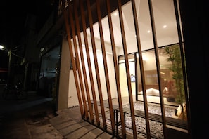 Hallway - Bai Ji Yi (Hengchun)