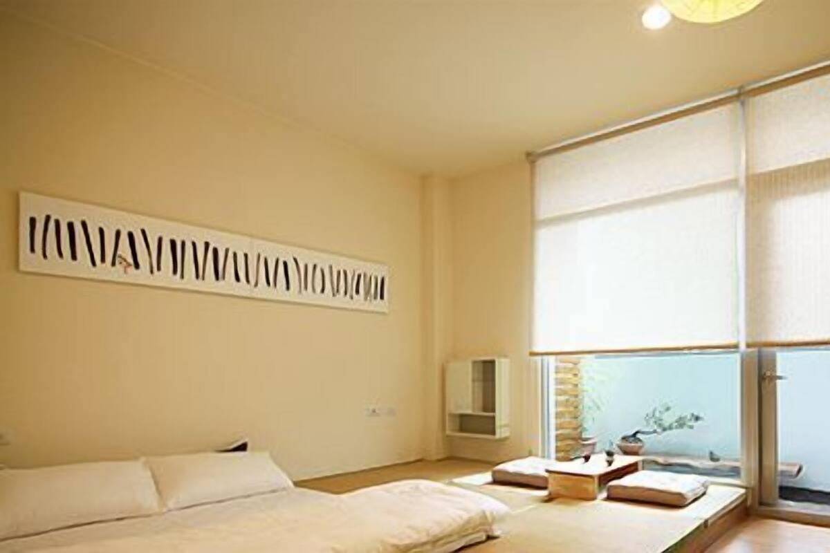 Memory-foam beds, desk, rollaway beds, free WiFi