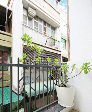 Quadruple Room | Balcony