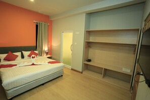 Family Apartment, 2 Bedrooms, Pool View, Poolside | View from room - WH Hotel Thanlyin (Thanlyin)