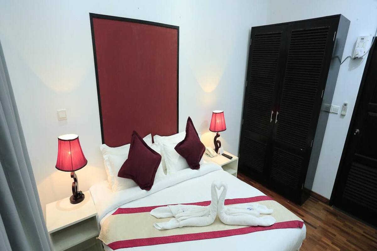 Family Apartment, 2 Bedrooms, Pool View, Poolside