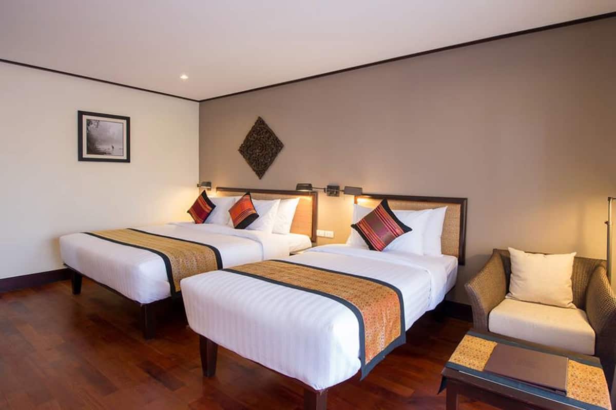 1 habitación y minibar con artículos gratuitos
