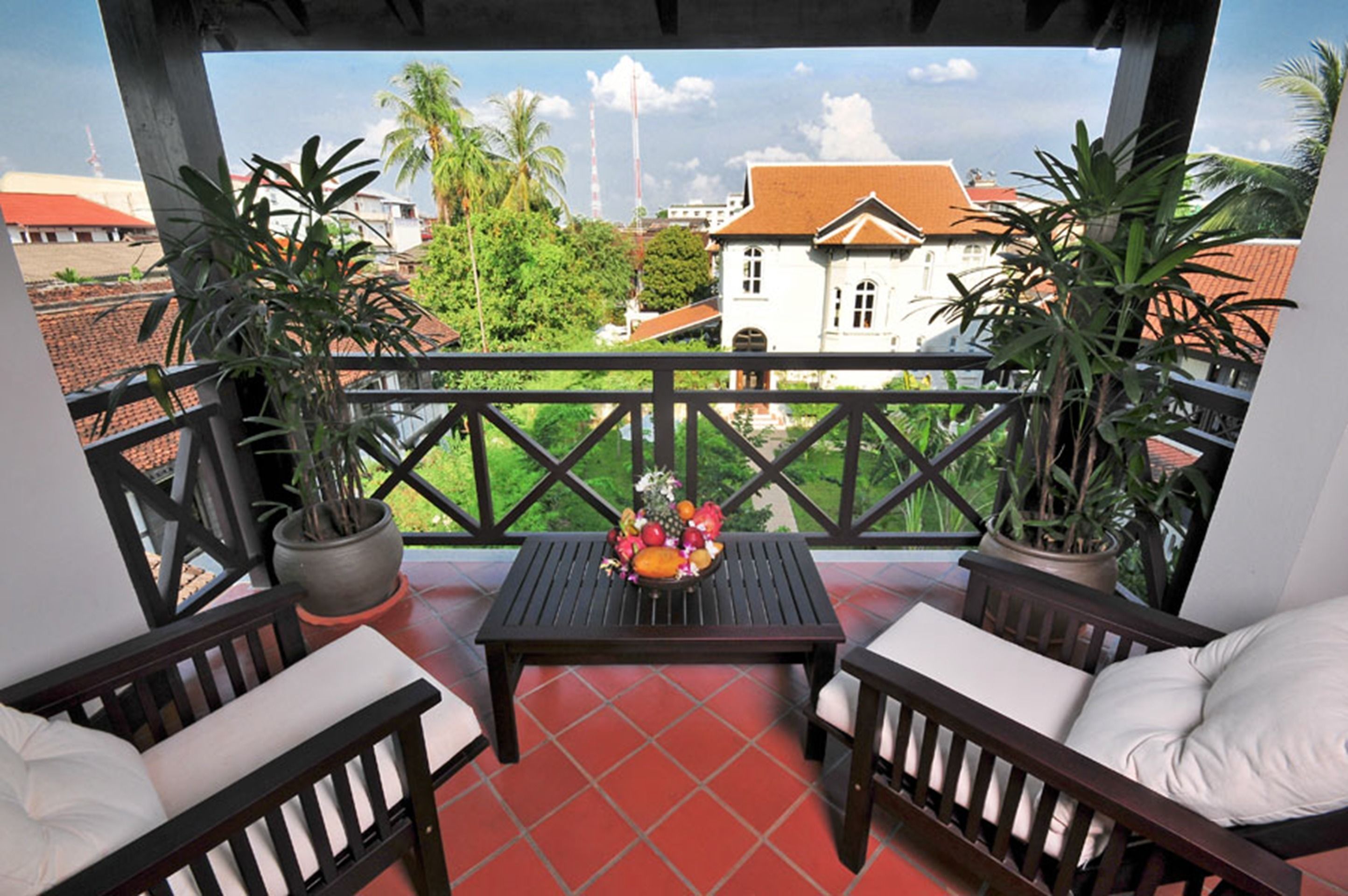 suite inpeng | balcony view