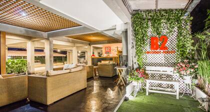 B2 Santitham (Wat Jed Yod) Boutique & Budget Hotel