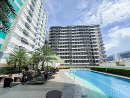 Outdoor pool, sun loungers