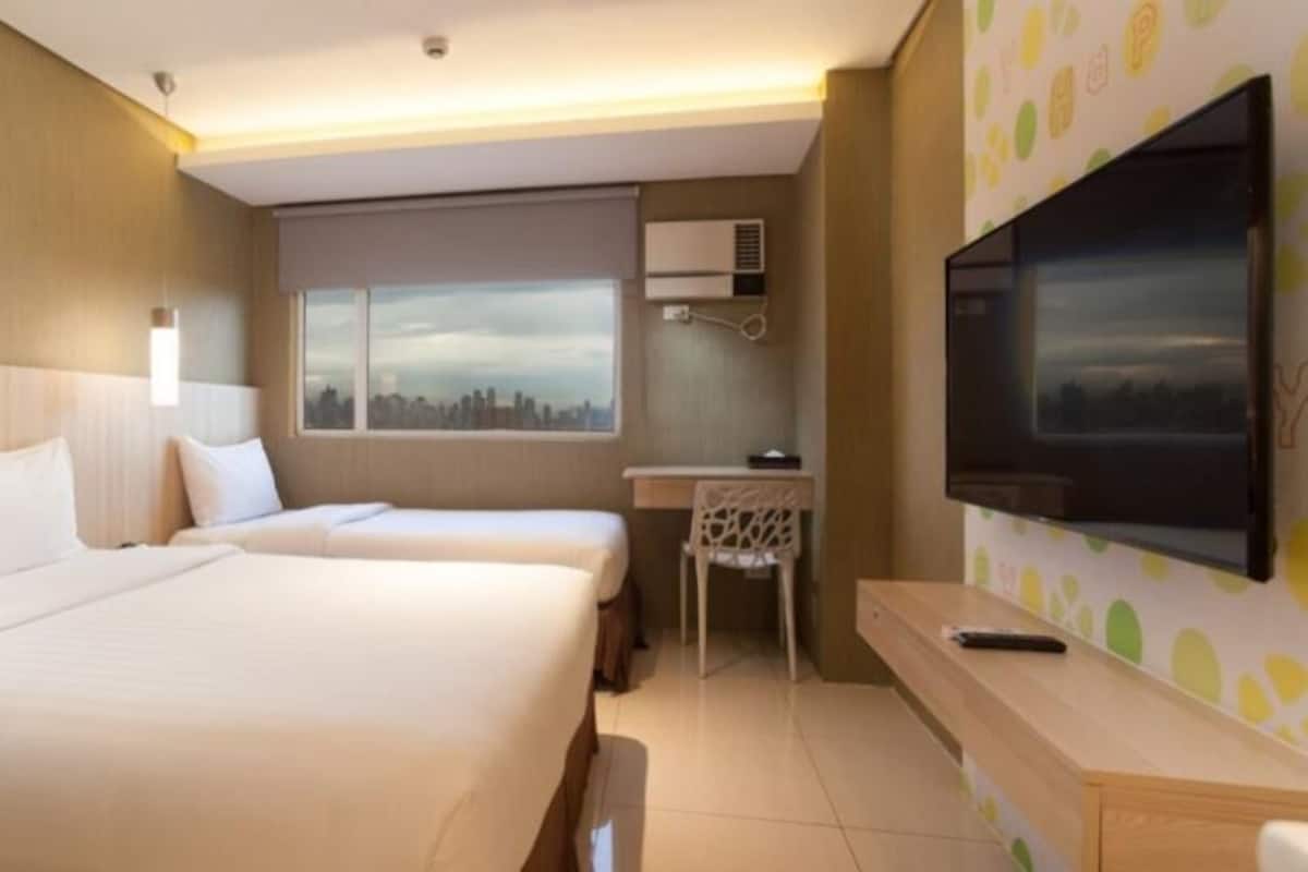 In-room safe, desk, soundproofing, iron/ironing board (on request)