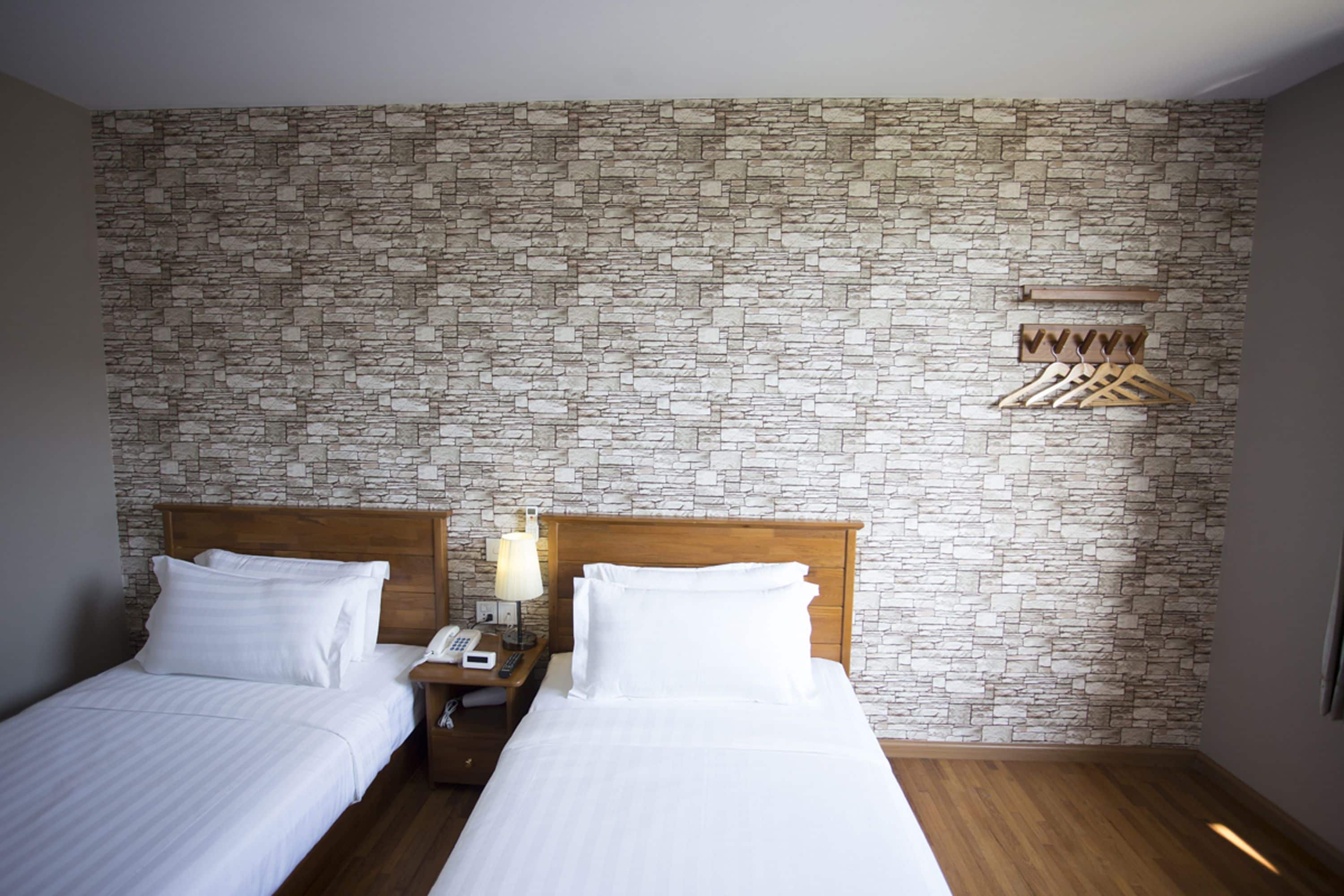 art concept twin room | minibar, desk, iron/ironing board, free wifi