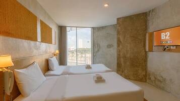 Superior Room | Desk, blackout curtains, free WiFi, bed sheets