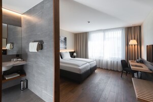 Double Room | Premium bedding, down duvets, in-room safe, desk