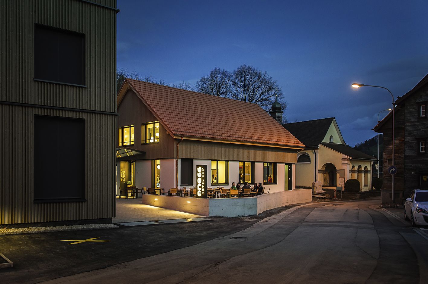 Façade de l’hébergement - soirée/nuit