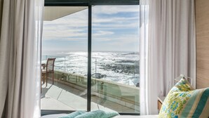 Luxury Apartment, 3 Bedrooms, Ocean View, Sea Facing - Lions Eye Luxury Apartments (Cape Town)