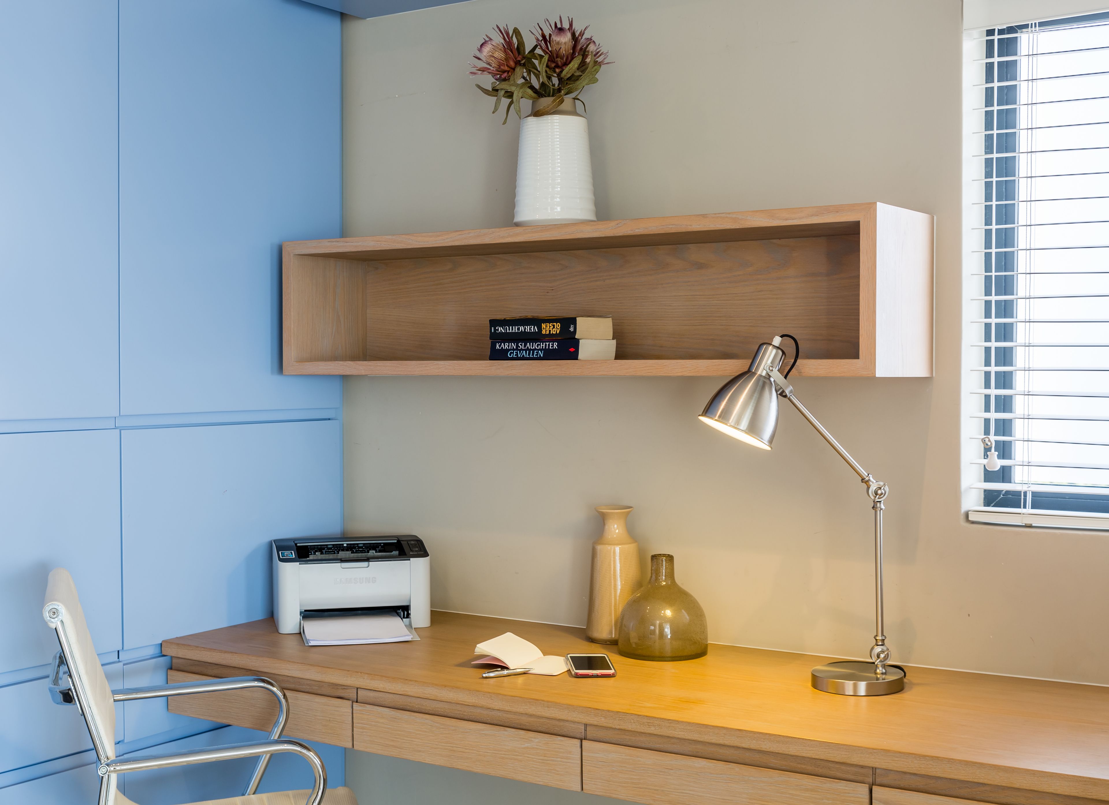 In-room business centre