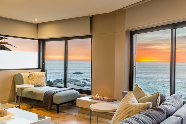 Luxury Apartment, 3 Bedrooms, Ocean View, Sea Facing | View from room