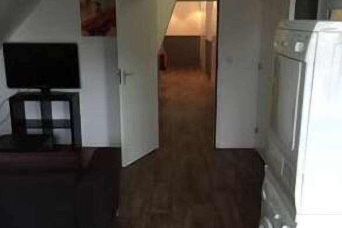Apartamento | Ropa de cama de alta calidad, escritorio, wifi gratis