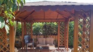 Gazebo - B&B Sedici Pini (Pomezia)