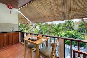 Tulip Room (First Floor) | Terrasse/patio