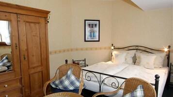 Berços (sobretaxa), Wi-Fi de cortesia, roupa de cama