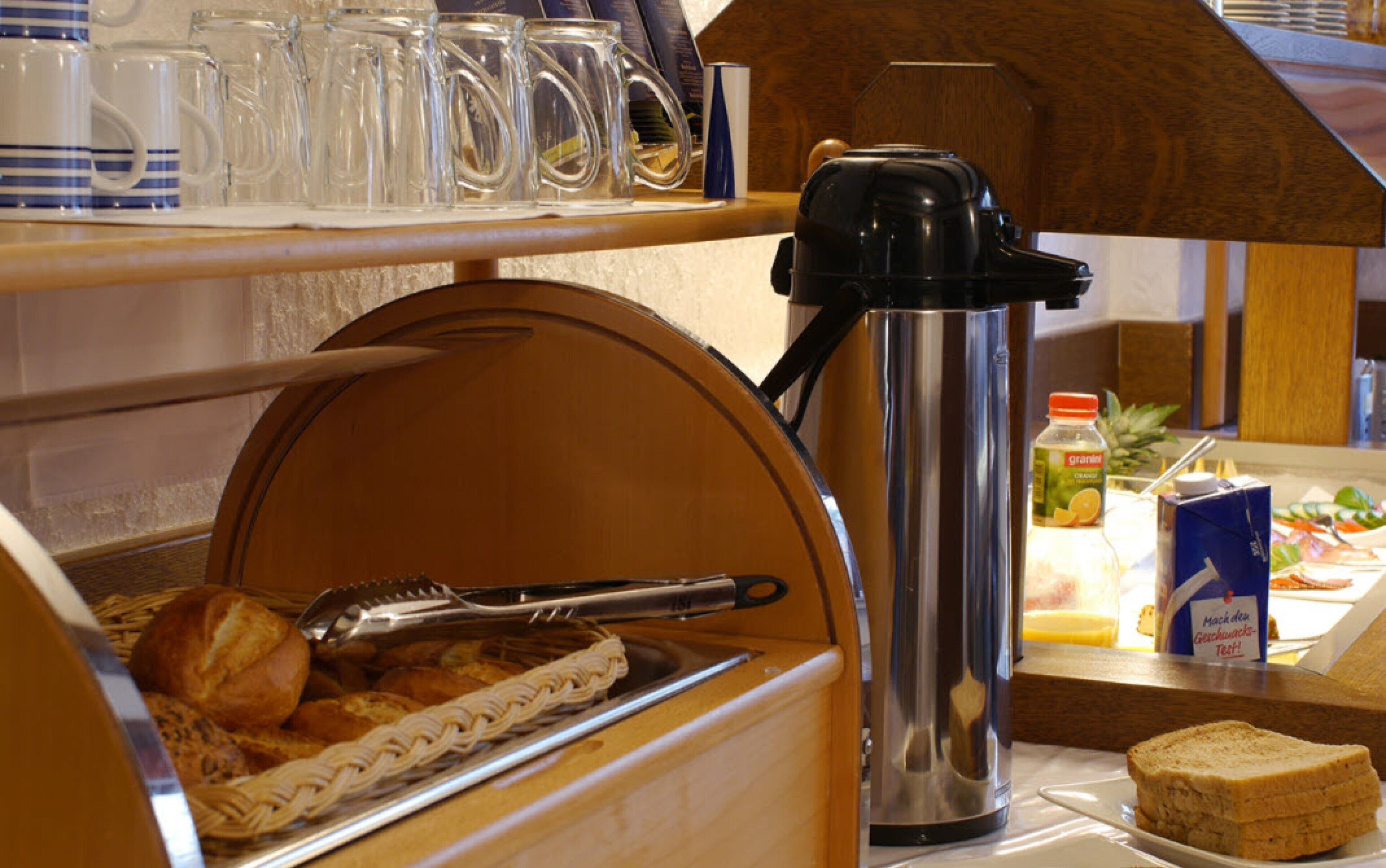 daily buffet breakfast (eur 12.5 per person)