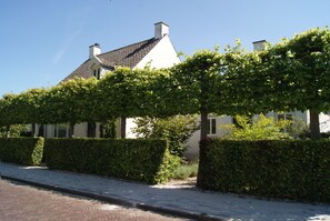 Front of property - Bed & Breakfast Het Dijkhuis Eersel (Eersel)