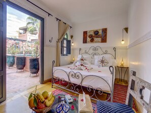 Superior Double Room | Premium bedding, in-room safe, individually decorated - Palais Tinmel (Marrakech)
